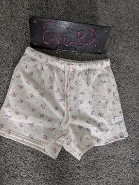 NWT Floral Print Drawstring Women's Shorts in Cream and Pink L